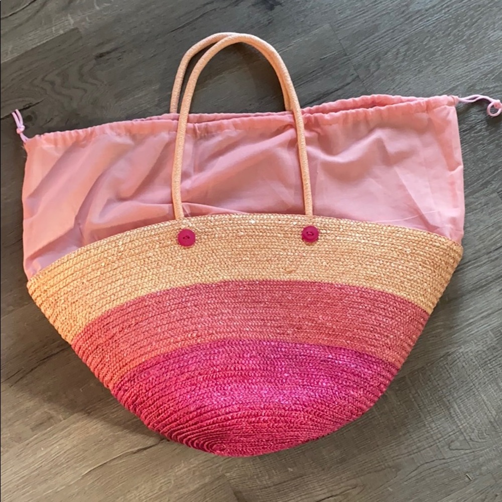 🎉HP🎉 Super cute pink beach bag - Picture 4 of 4